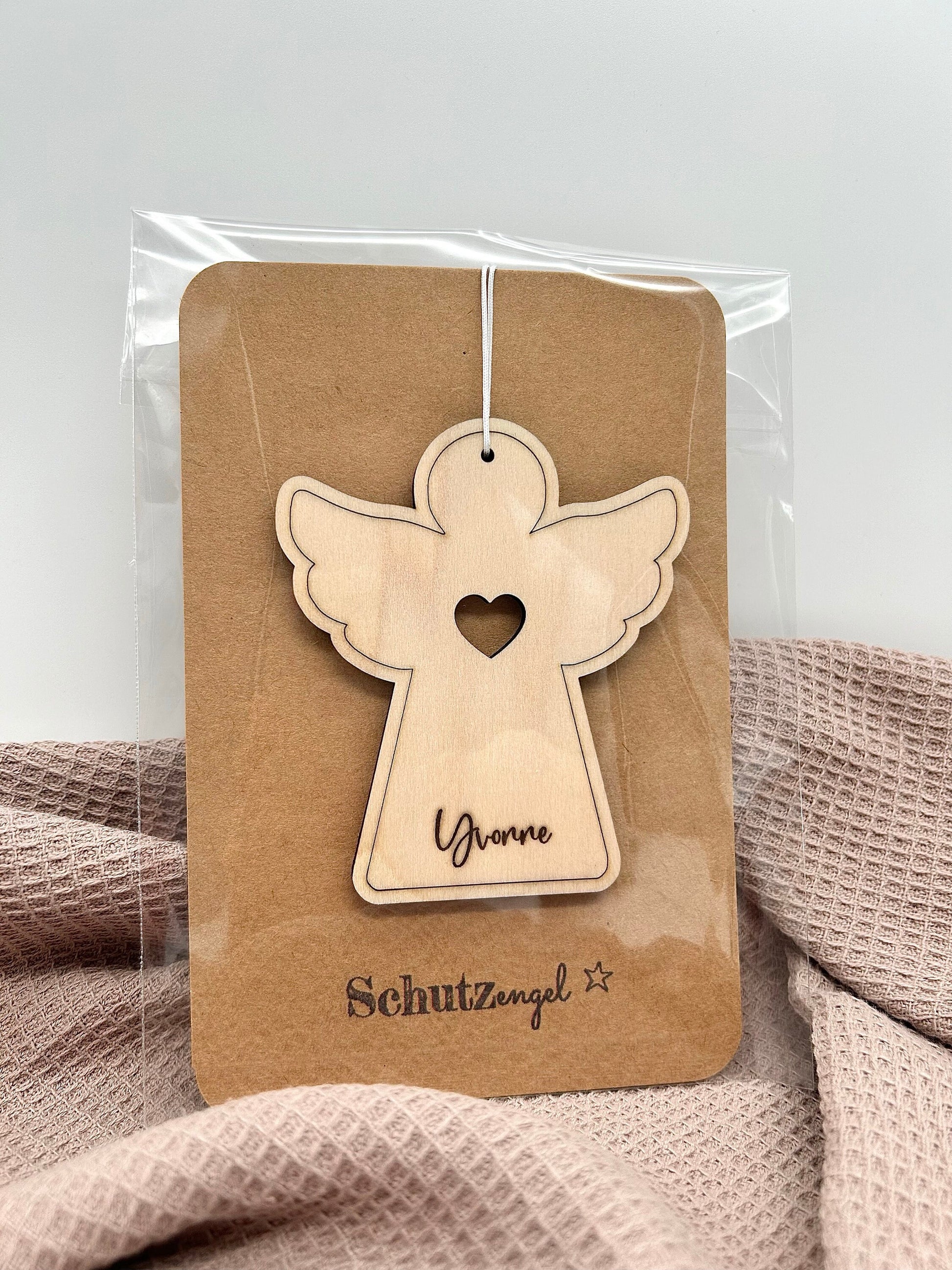 Schutzengel - Mutengel - Glücksengel - Holzengel - Schutzengel Laser - Engelsgeschenk - Kommunion- Taufe - Personalisierte Geschenke