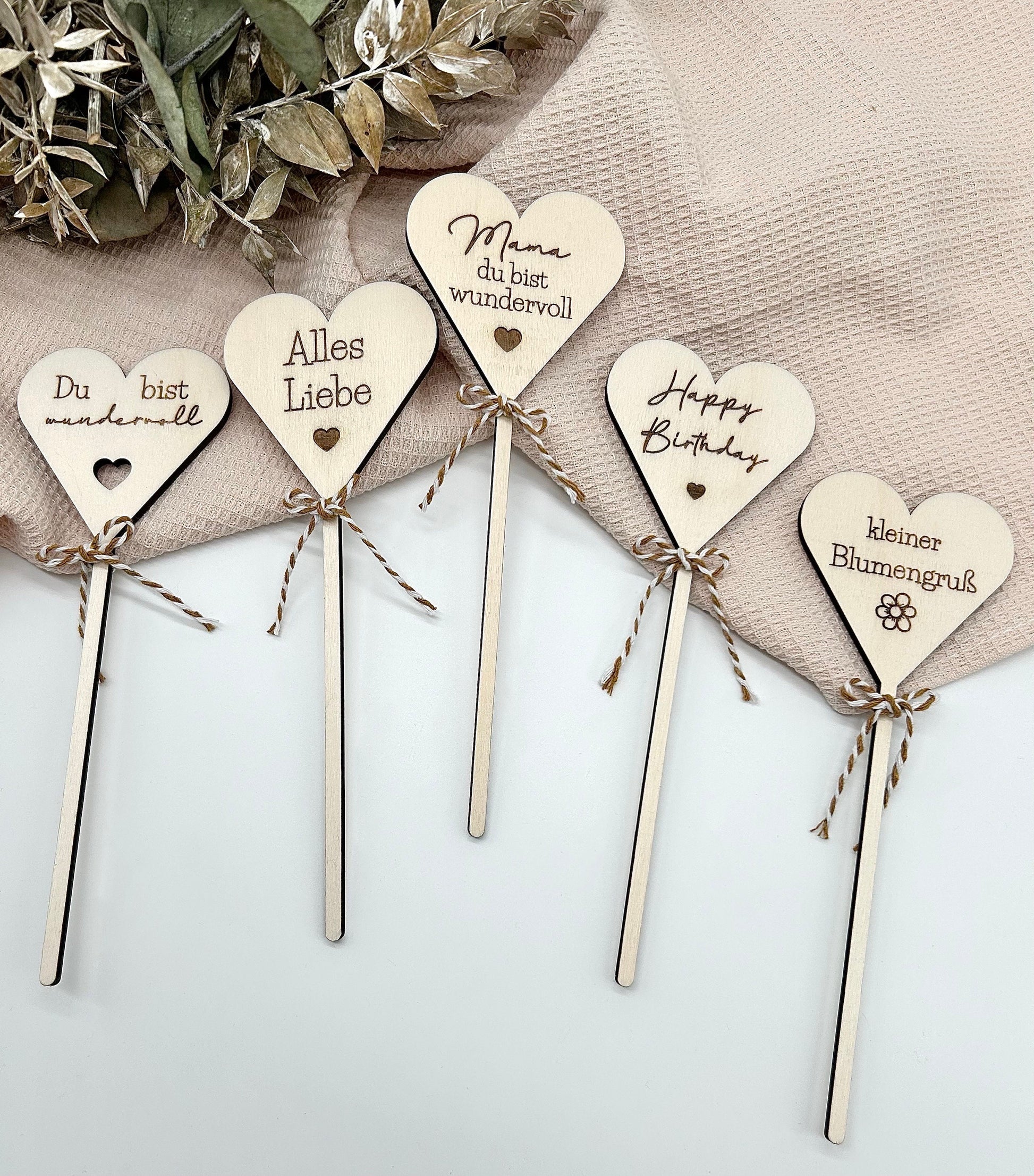 Blumenstecker - Blumendeko - Holzstecker - Muttertagsmitbringsel - Mama - Oma - Freundin - Danke - Blumengeschenk - Blumenstecker aus Holz -